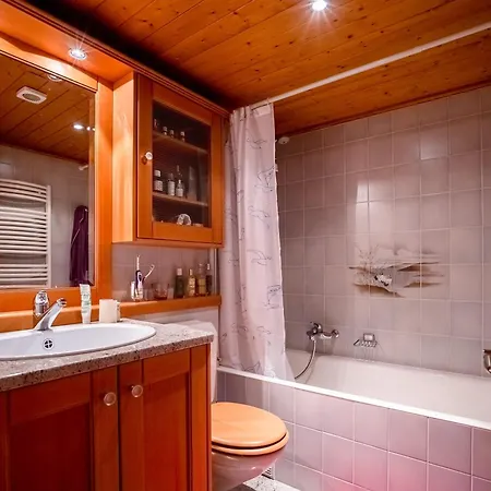 Swiss Alpine Charm Chemin De La Bergerie Apartment Verbier